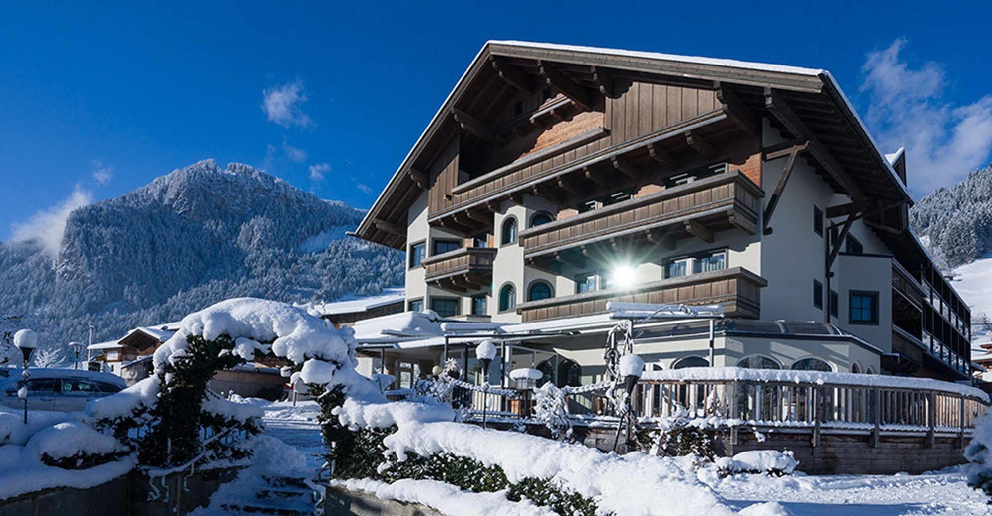 Hotel Derneuwirt